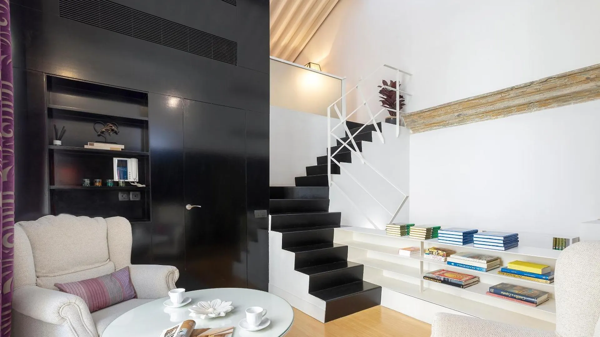 Apartment Genteel Home Casa Antonia Diaz Seville Spain