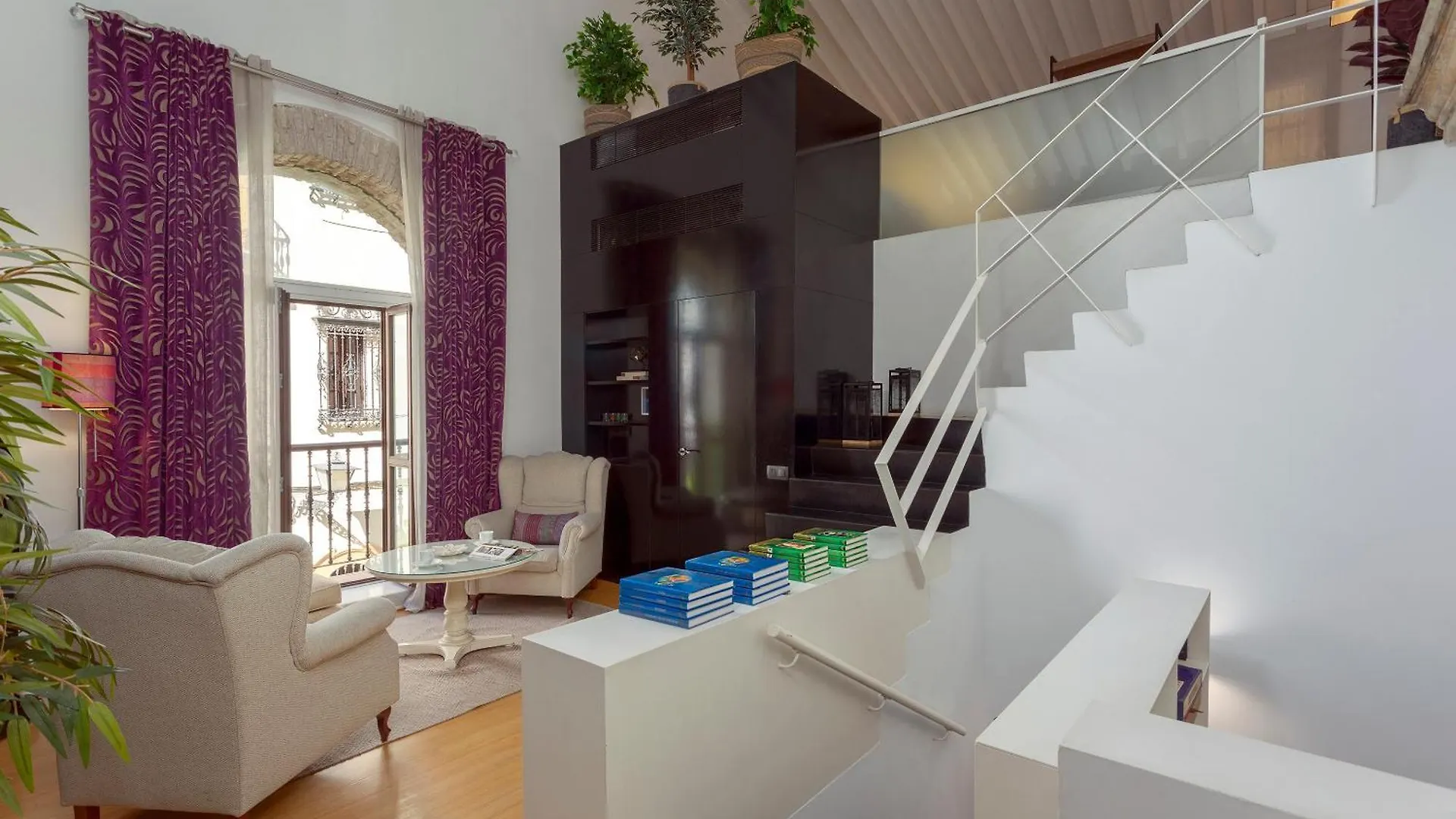 Apartment Genteel Home Casa Antonia Diaz Seville